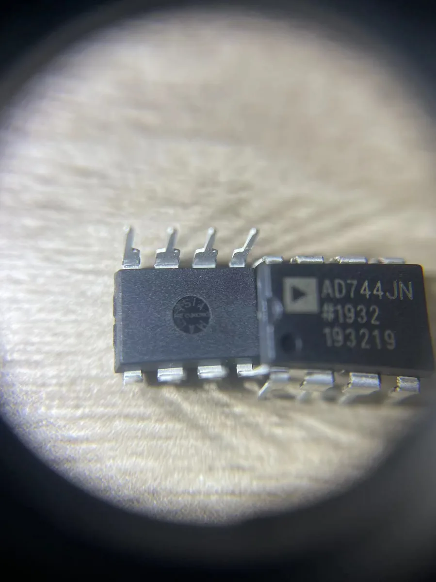 AD744JN 芯片现货实拍图 2/2