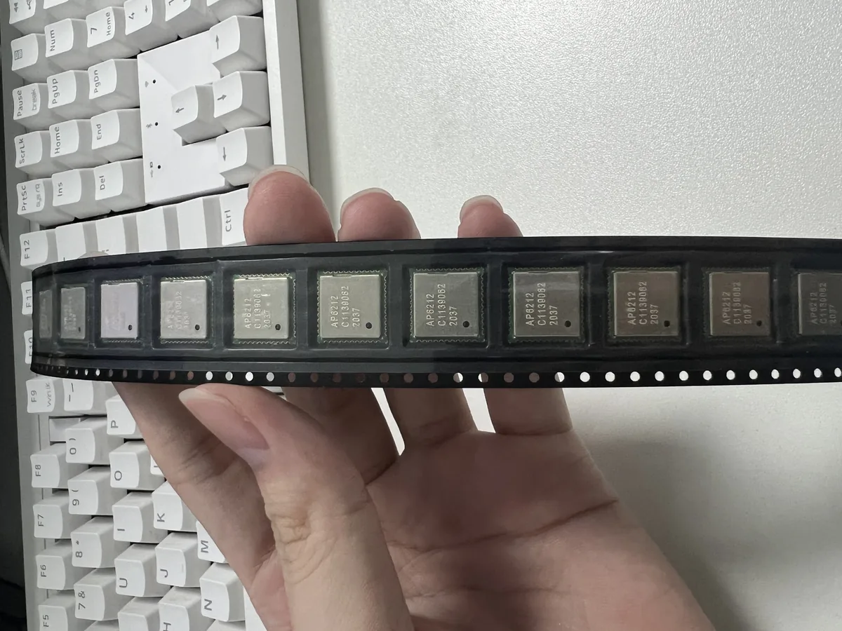 AP6212 芯片现货实拍图 2/3