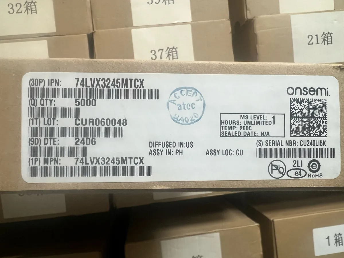 CUR060048 芯片现货实拍照片