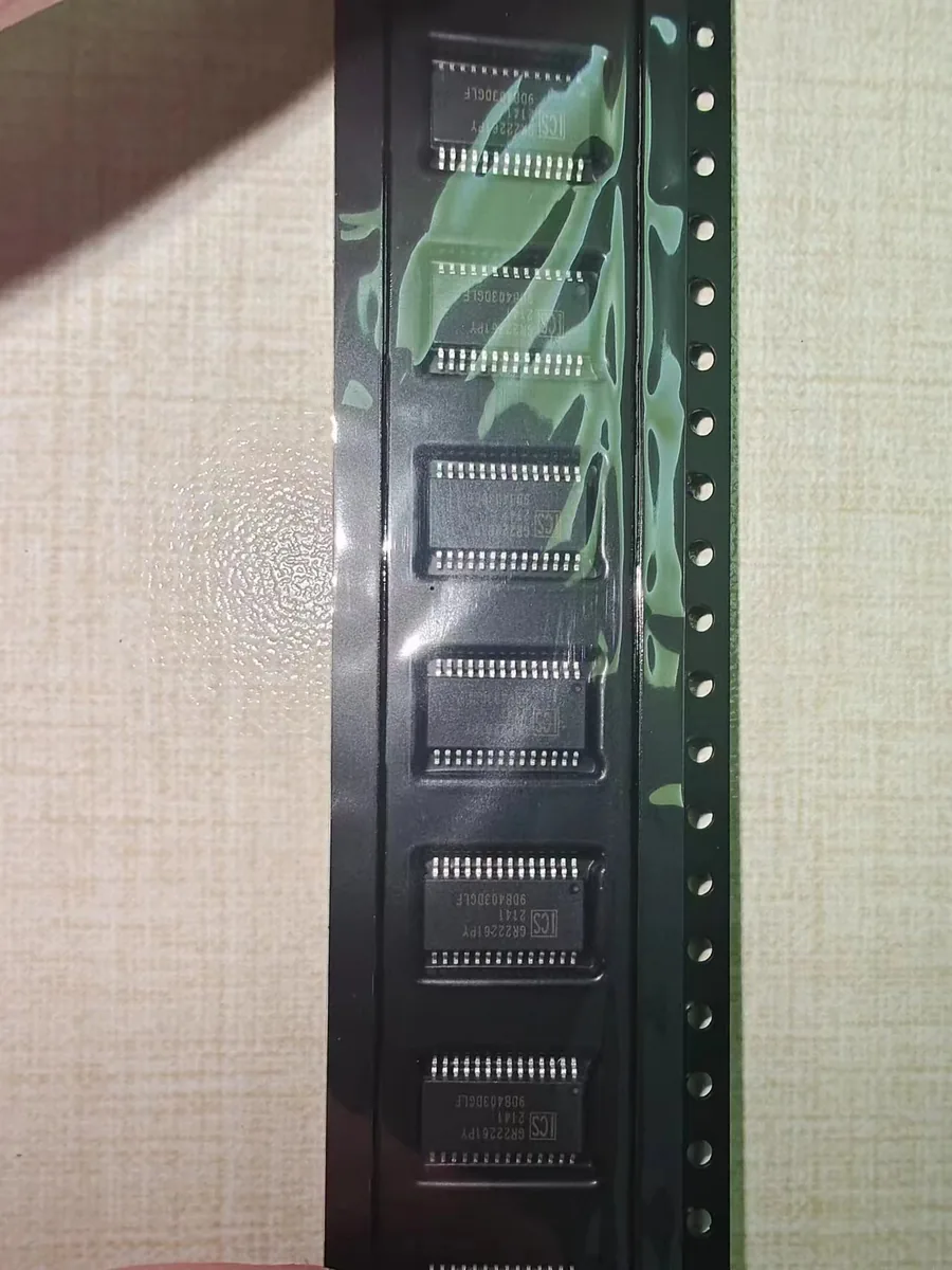 GR22261PY 芯片现货实拍图 2/3