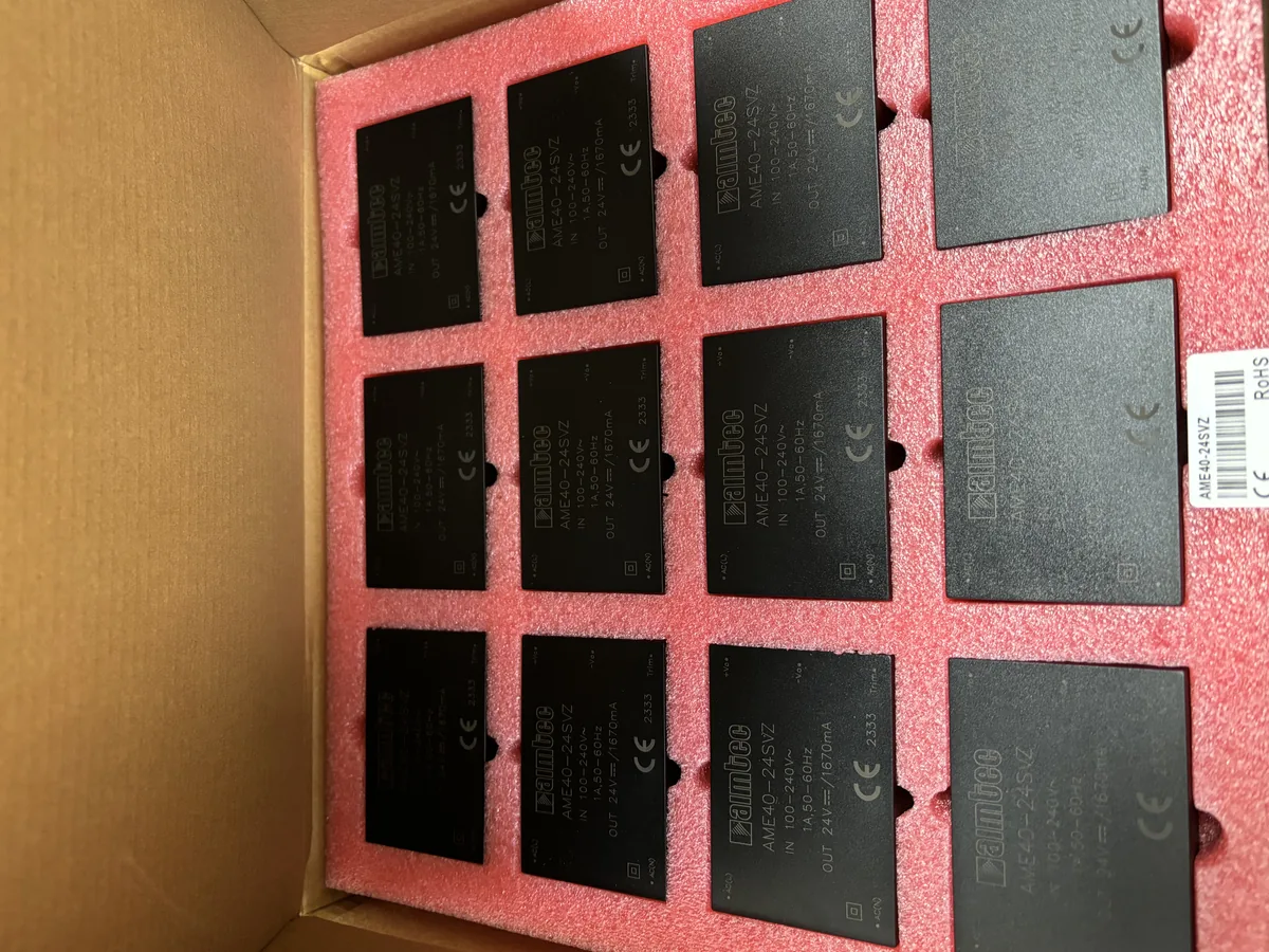 IN100-240V 芯片现货实拍照片