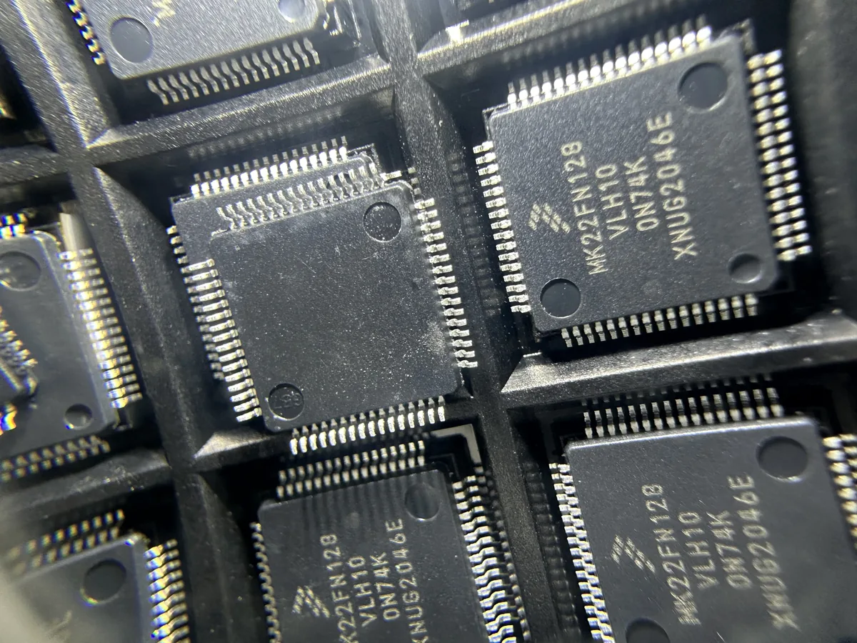 KNUG2046E 芯片现货实拍照片