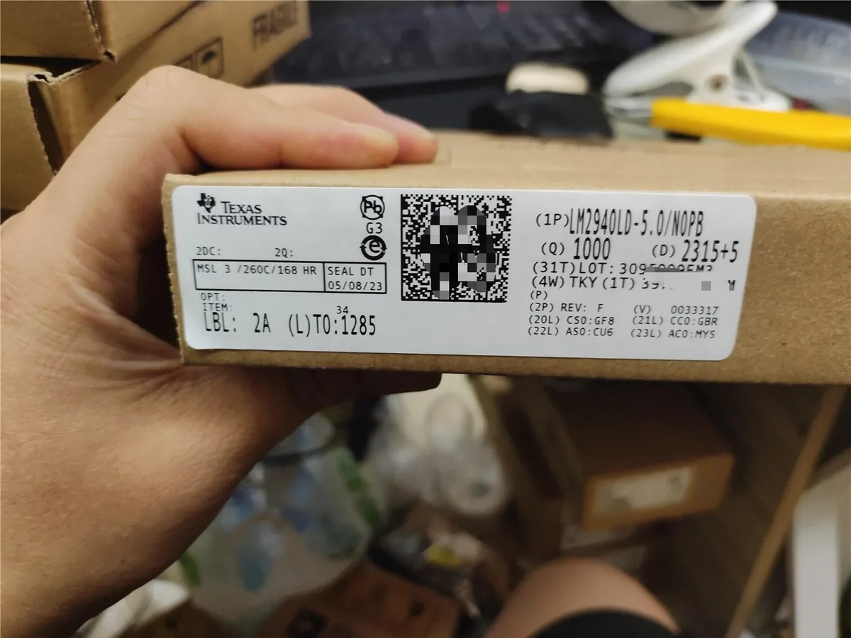 LM2940LD-5 芯片现货实拍图 2/2