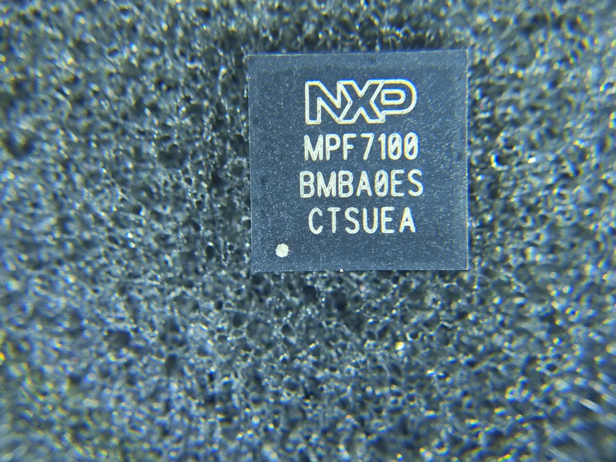 MPF7100 芯片现货实拍图 2/2