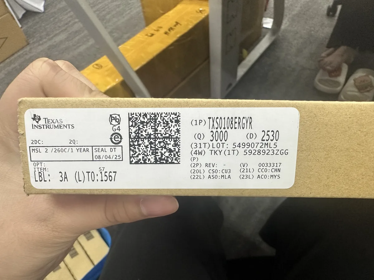 TXS0108ERGYR 芯片现货实拍照片