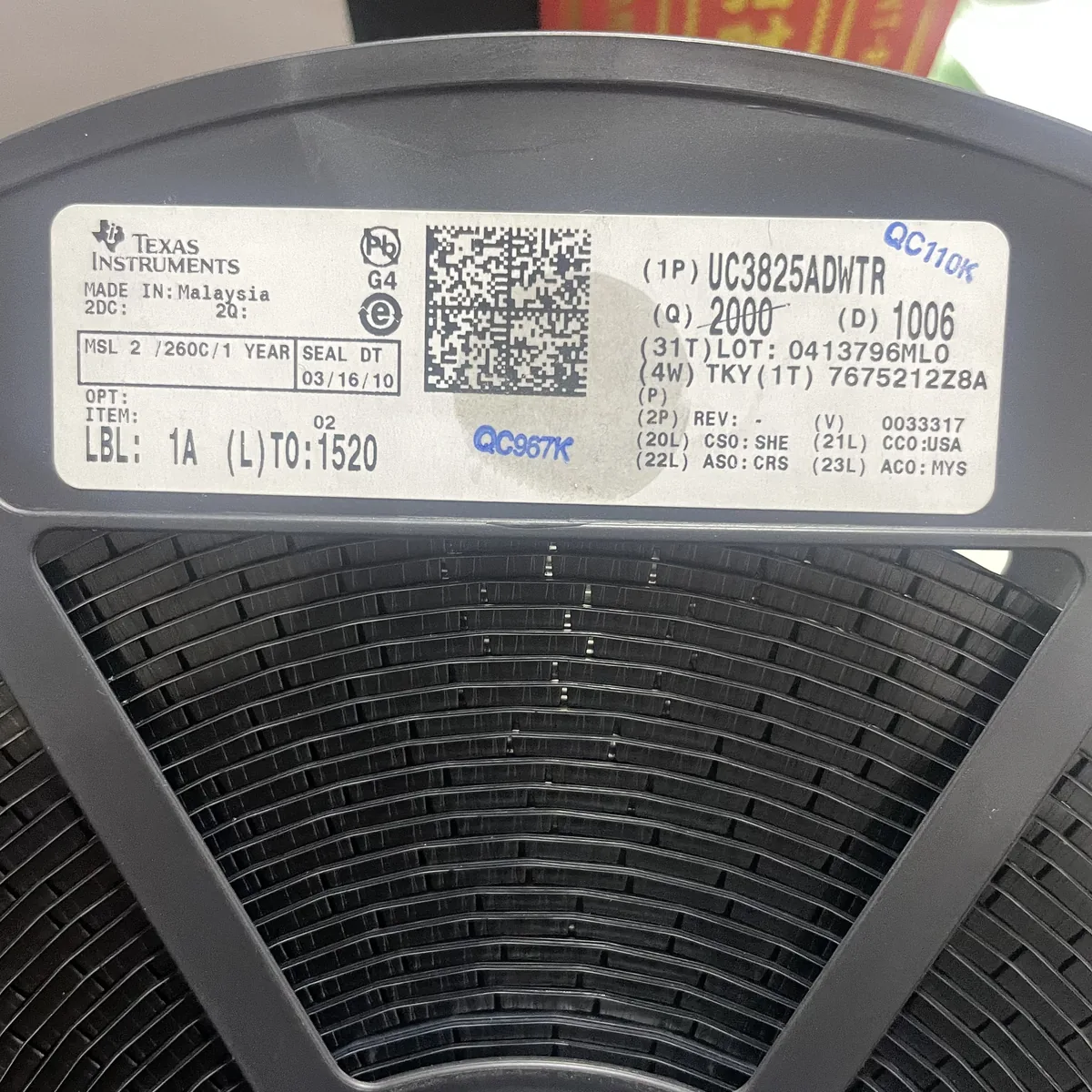 UC3825ADWTR 芯片现货实拍照片