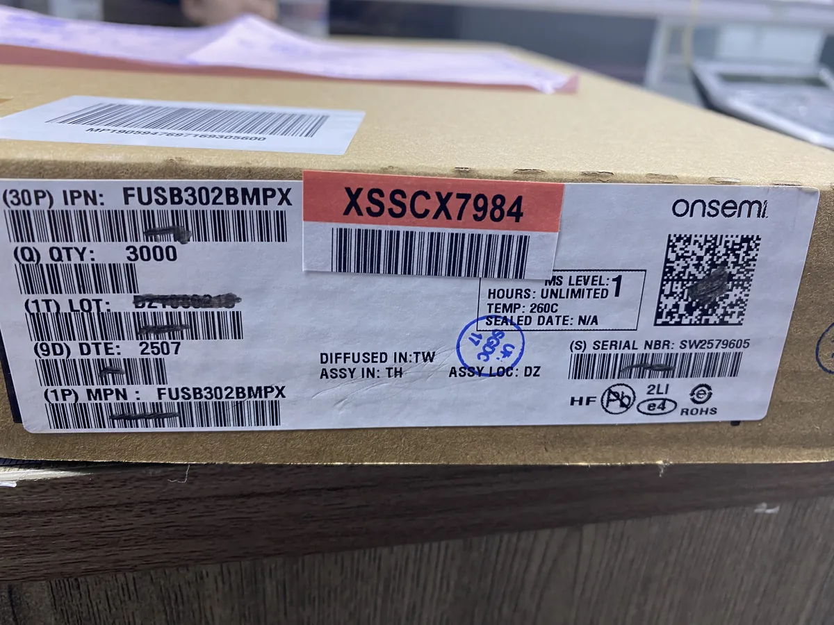XSSCX7984 芯片现货实拍照片